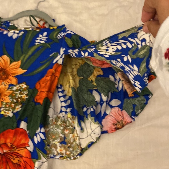 FARM Rio Floral Open Back Caped Mini Dress (20) - Picture 3 of 9